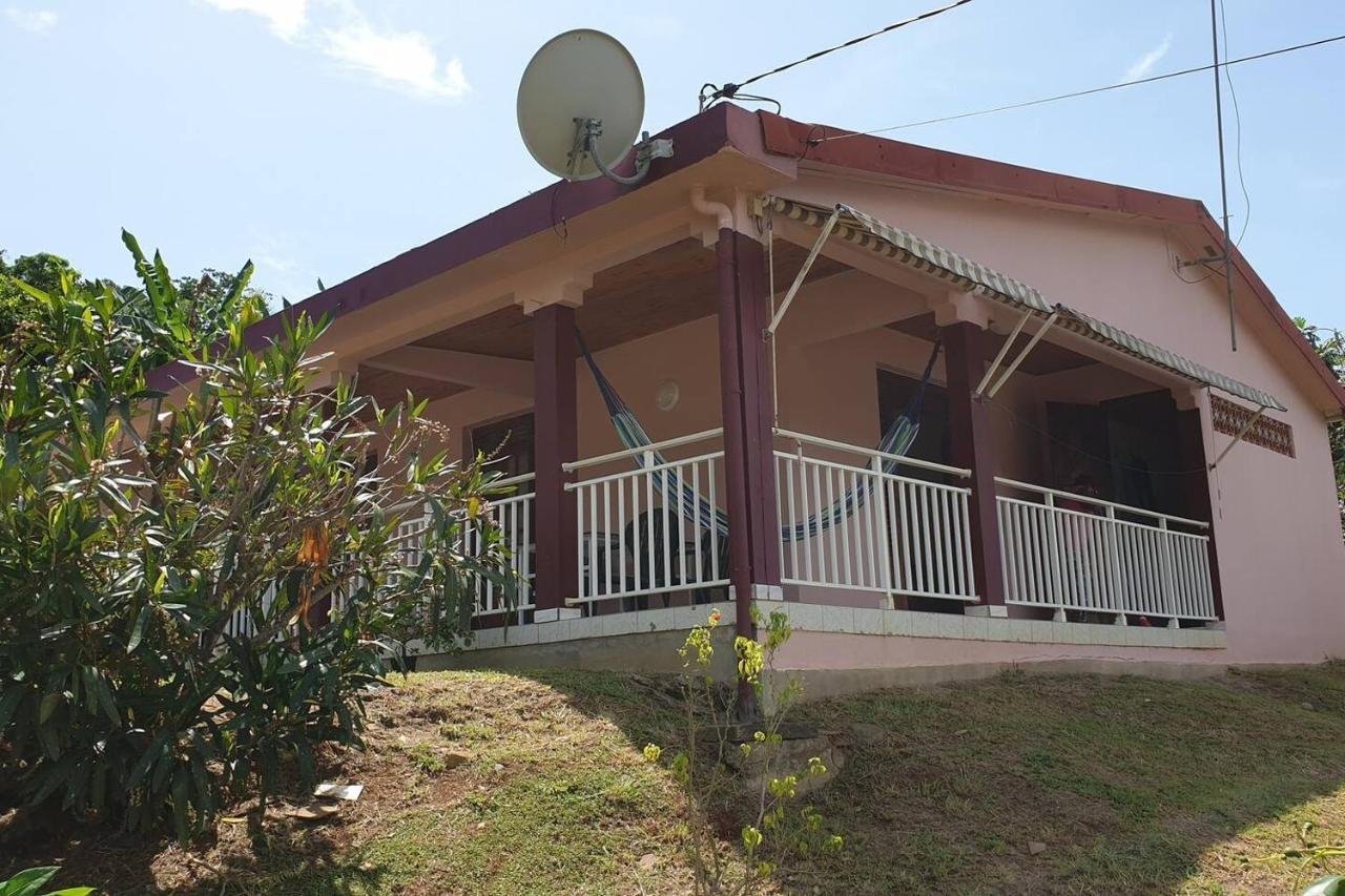 Le Petit Robert Maison F3 Plein Pied Le Robert Buitenkant foto