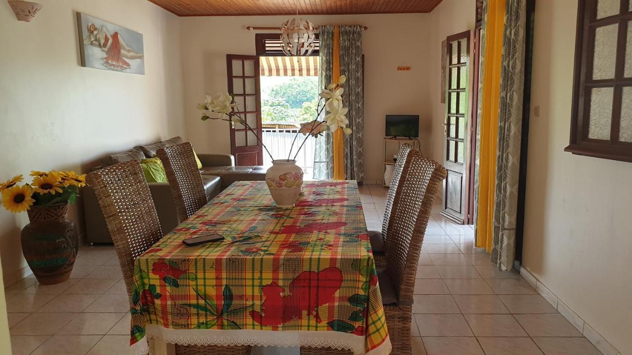Le Petit Robert Maison F3 Plein Pied Le Robert Buitenkant foto